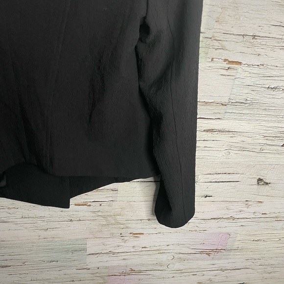 Greylin black blazer size medium - Picture 9 of 11